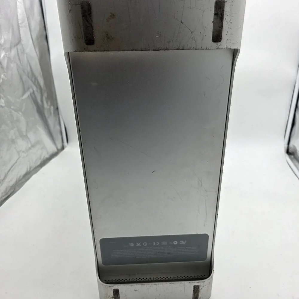Apple Mac Pro A1186 From 2007 Not Tested **FOR PARTS/NEEDS REPAIR**